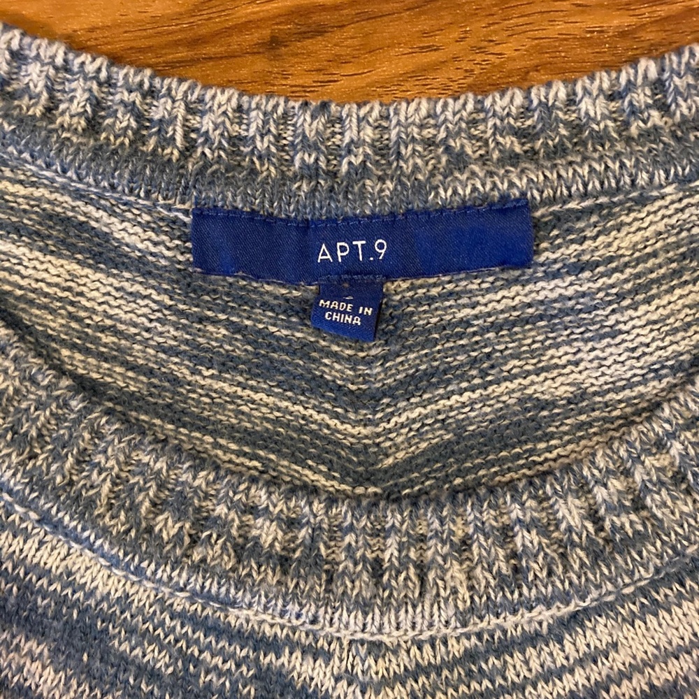 Apt 9 Sweater - Picture 2 of 2